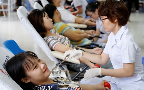 Ngày hội hiến máu tình nguyện Đại học Đông Á lần thứ 27: thêm 290 “giọt máu yêu thương”